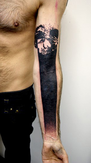 Abstract Line Blackwork tattoo on Hand