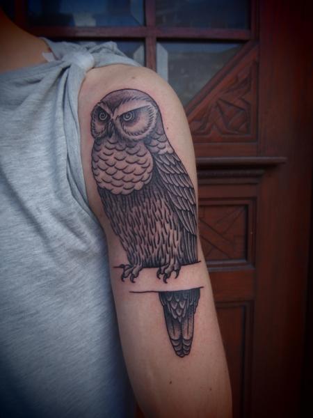 Graphic Owl on a Brunch tattoo by Papanatos Tattoos
