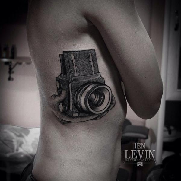 Old Camera Dotwork tattoo by Ien Levin