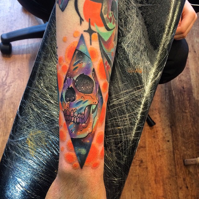 Rhombus Violet Skull tattoo