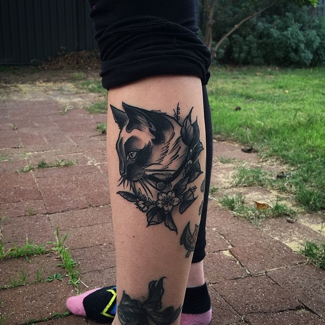 Leg Graphic Cat Tattoo