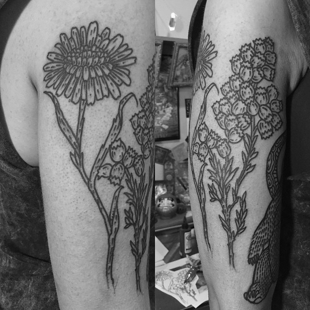 Thick Lines Flowers Tattoo