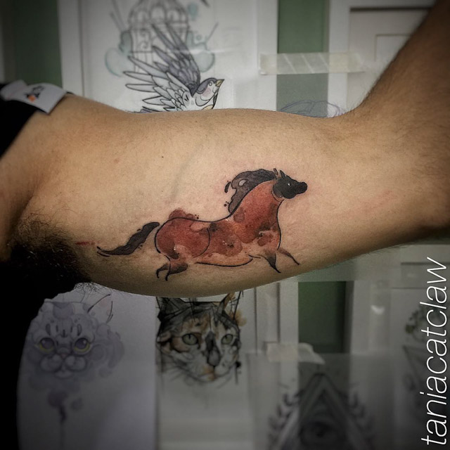 horse tattoo primitive drawing