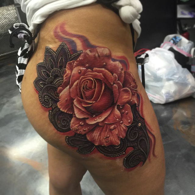 tattoo rose on hip