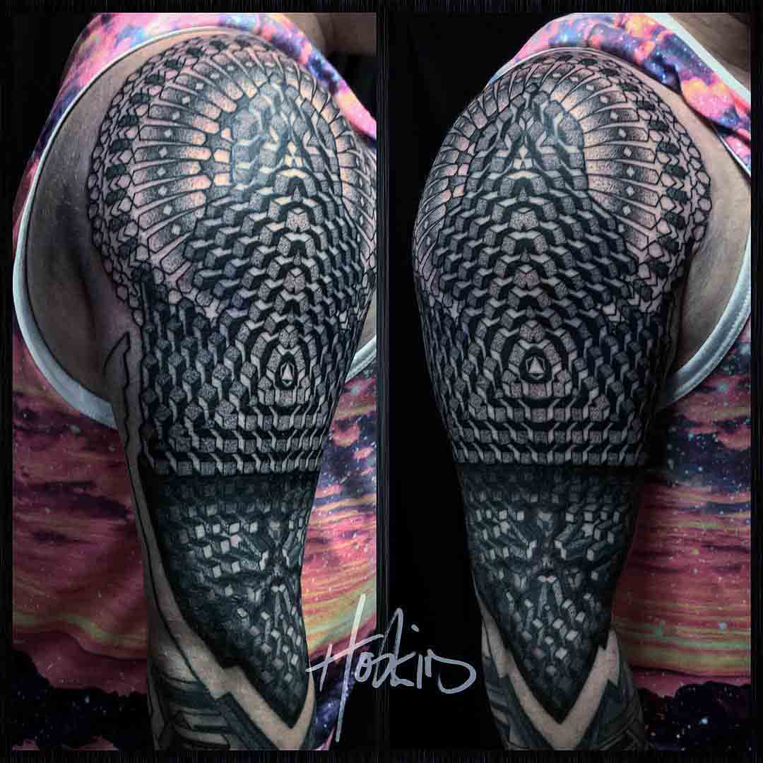 geometrical shoulder tattoo