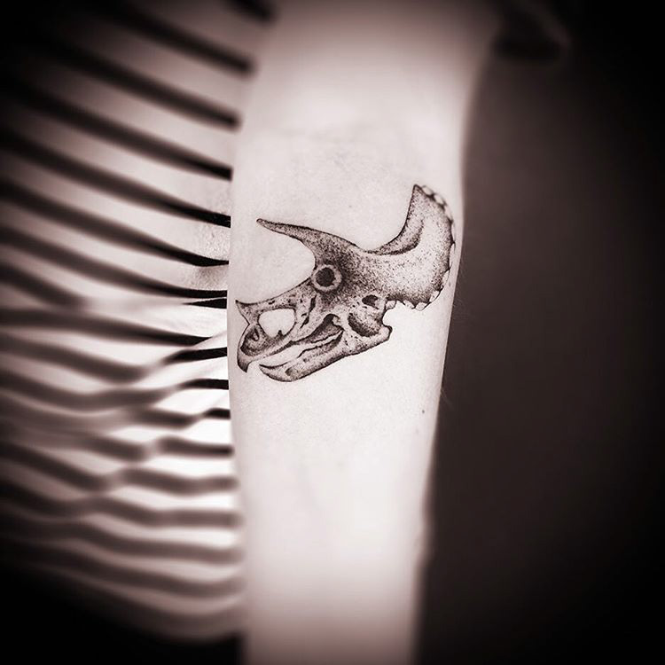 dotwork skull tattoo of triceratops