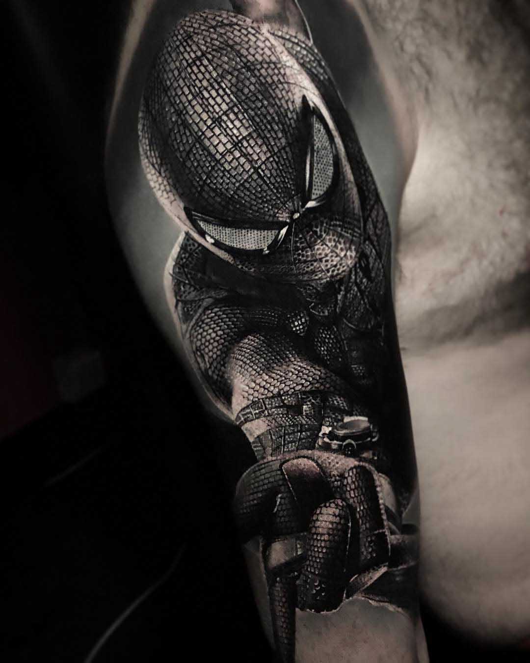 realistic spiderman tattoo