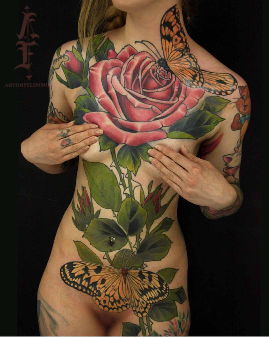 girl tattoo full body